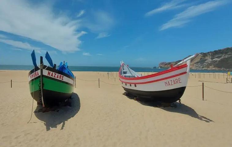 100 Meters From The Beach! Rua Da Regeneracao Nazare Exterior photo